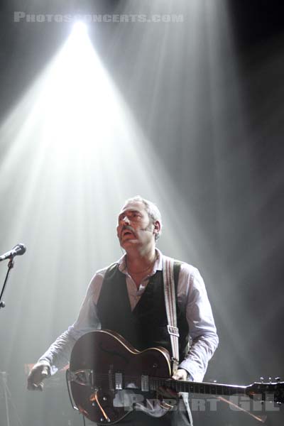 TINDERSTICKS - 2012-11-07 - PARIS - La Cigale - Stuart Ashton Staples